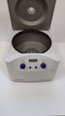 centrifuge CFG 5702 second hand Eppendorf centrifuge 5702, without rotor, rotary control knobs, used